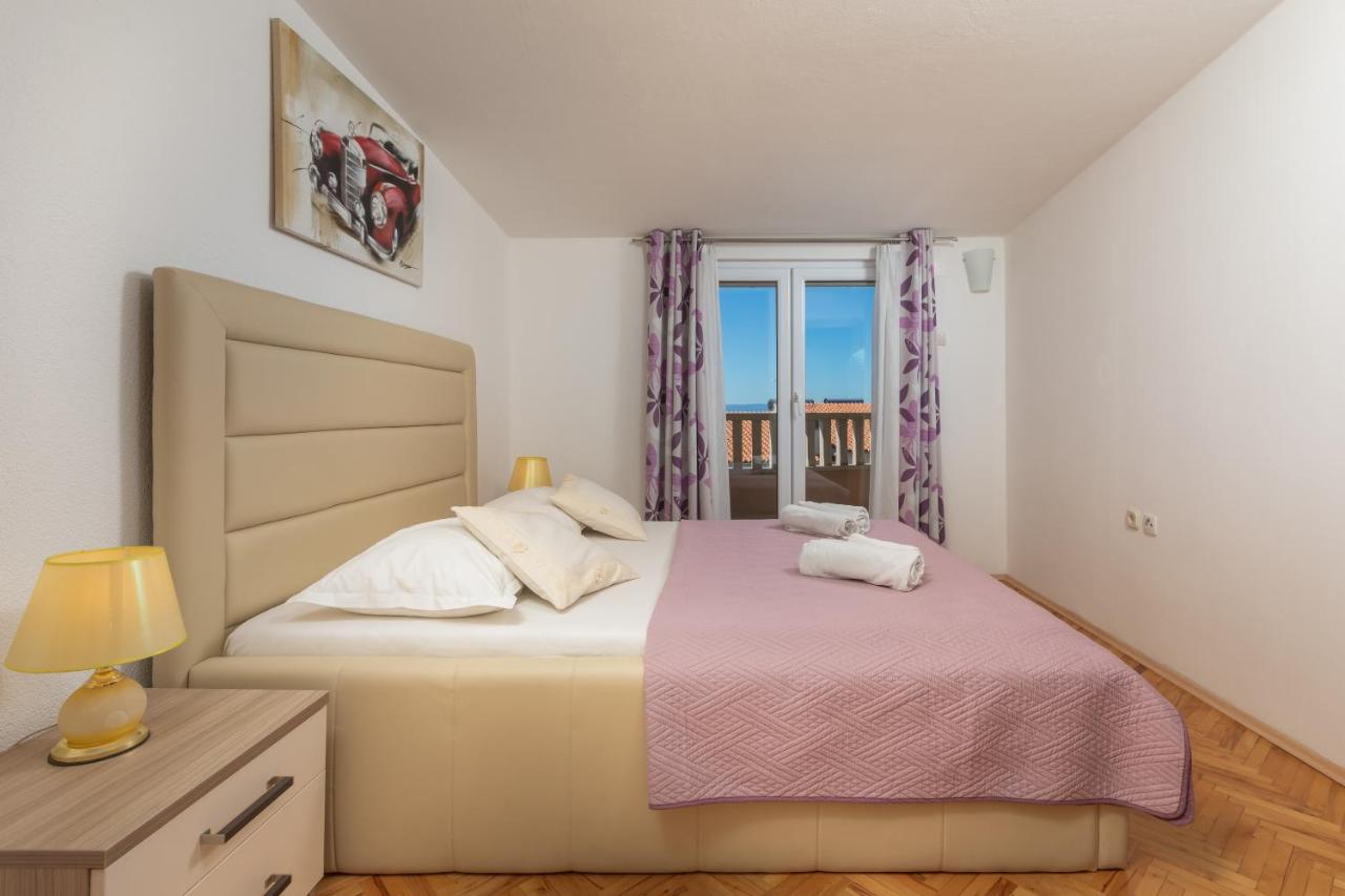Apartments Petrovic Makarska Ngoại thất bức ảnh