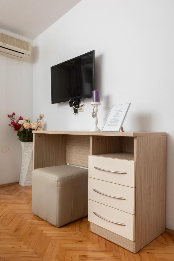 Apartments Petrovic Makarska Ngoại thất bức ảnh